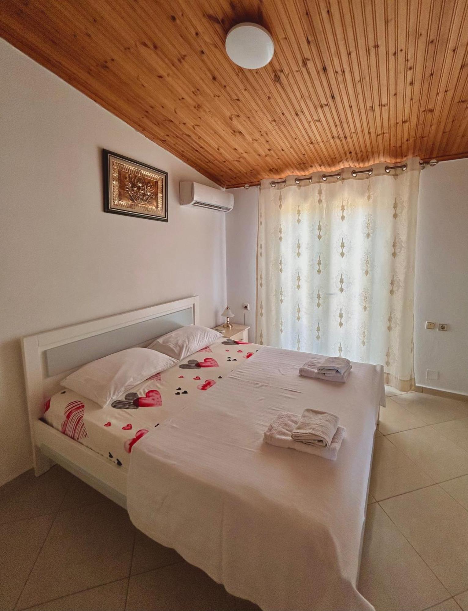 Guesthouse Nedin Ksamil Eksteriør bilde
